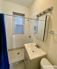 1637 Commonwealth Ave, Unit 2 in Boston, MA - Building Photo - Building Photo