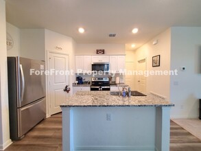 12511 Antilla in San Antonio, TX - Building Photo - Building Photo