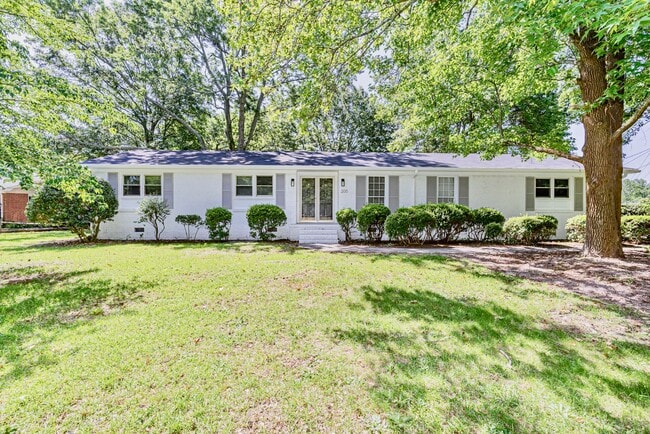 property at 200 Lanewood Dr