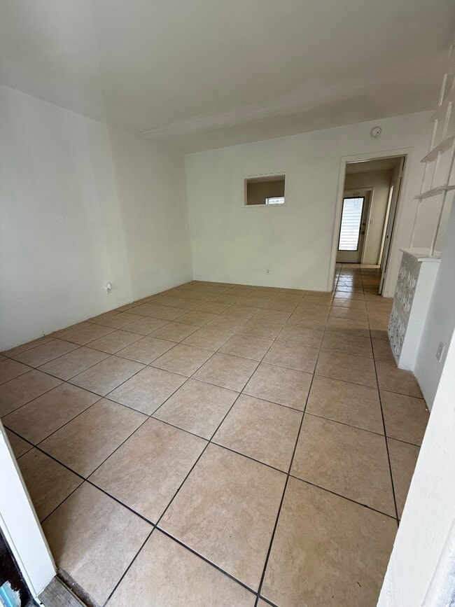 1901 SE 1st Ave in Fort Lauderdale, FL - Foto de edificio - Building Photo