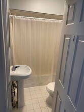 22570 Tulane Ave in Farmington Hills, MI - Building Photo - Building Photo