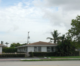 Saba Apartments in Hollywood, FL - Building Photo - Building Photo