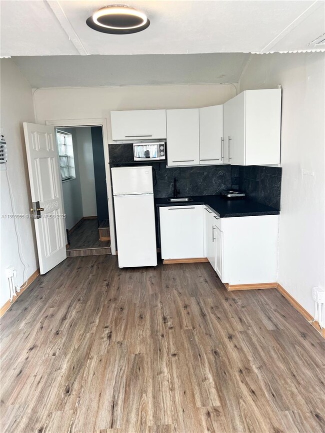 property at 705 NE 87th St