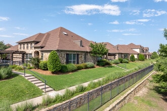 Villas at Willow Grove in McKinney, TX - Foto de edificio - Building Photo