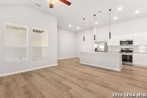 483 Nespral Dr in San Antonio, TX - Building Photo - Building Photo