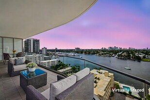 153 N Seabreeze Blvd in Fort Lauderdale, FL - Building Photo