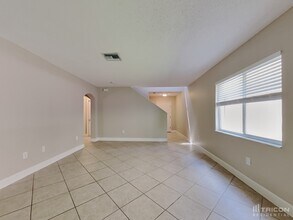 27209 La Jolla Way in Wesley Chapel, FL - Building Photo - Building Photo