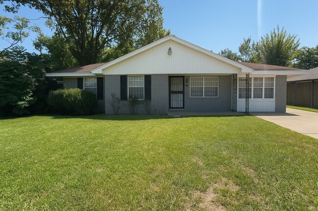 property at 4410 Brisbane St