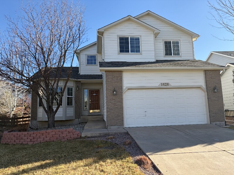 1628 Lily Lake Dr in Colorado Springs, CO - Foto de edificio