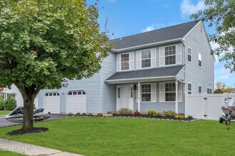 922 Quincy Dr in Brick, NJ - Building Photo - Building Photo