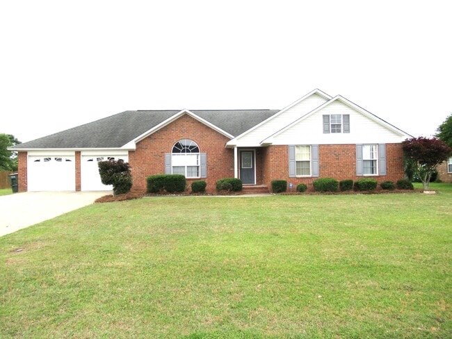 property at 3370 Aurora Dr