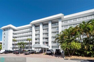 3101 NE 47th Ct in Fort Lauderdale, FL - Foto de edificio - Building Photo