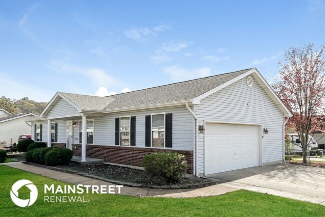 1094 Eagle Nest Dr in Festus, MO - Building Photo - Building Photo