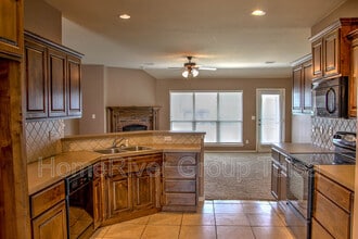 1814 E Montgomery Pl in Broken Arrow, OK - Building Photo - Building Photo