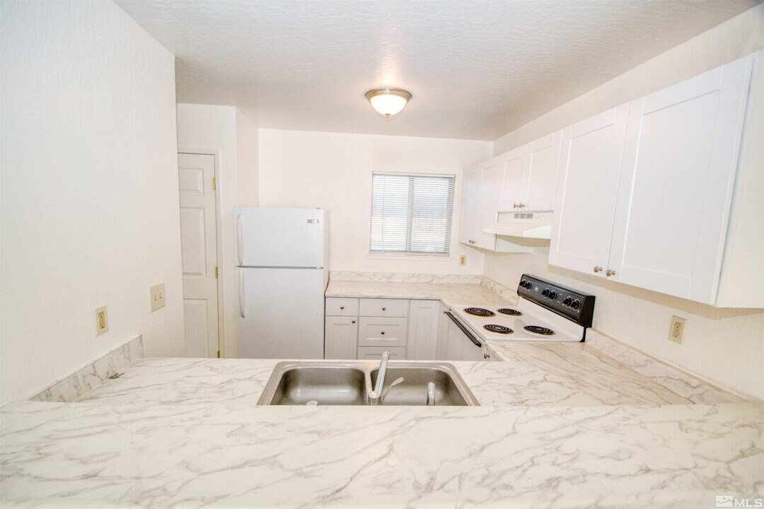 3418 Imperial Way in Carson City, NV - Building Photo