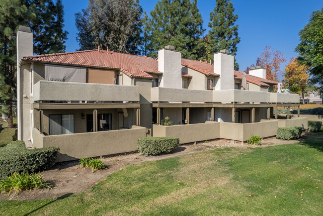 La Serena Apartments in Rancho Cucamonga, CA - Building Photo - Building Photo