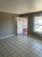 6062 Vierra Ln, Unit D in Linda, CA - Building Photo - Building Photo