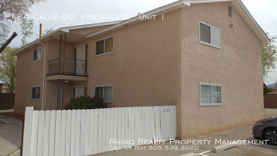 124 Calle Del Presidente-Unit -Unit 1 in Bernalillo, NM - Building Photo