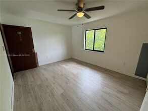 1720 W 42nd St in Hialeah, FL - Building Photo - Building Photo