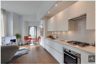 East 44th Street in New York, NY - Building Photo - Building Photo