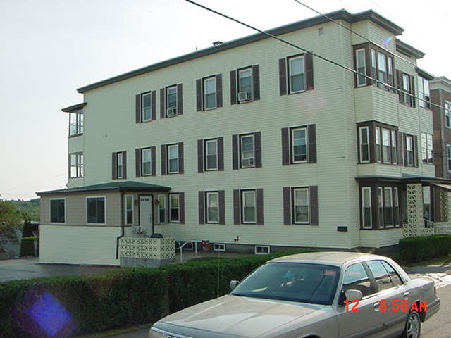 19 Gove Ave in Biddeford, ME - Foto de edificio - Building Photo