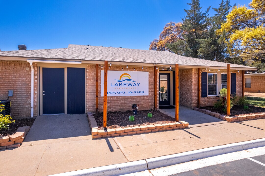 Lubbock Lakeway Apartments in Lubbock, TX - Foto de edificio