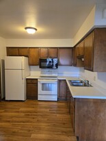 1907 Bloedel Ave, Unit #4-Upper Apartamentos