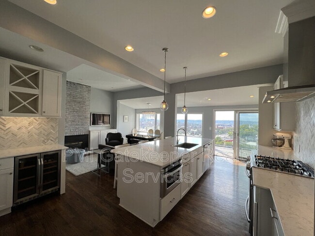 property at 1279 Ida St