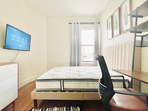 Furnished room/NOT APARTMENT in Brooklyn, NY - Building Photo - Building Photo
