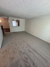 9730 Red Clover Ct in Parkville, MD - Foto de edificio - Building Photo