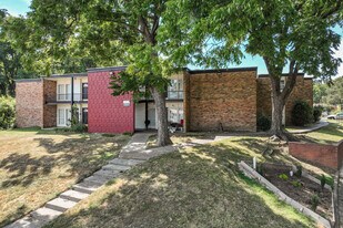 North Point Apartments in Memphis, TN - Building Photo