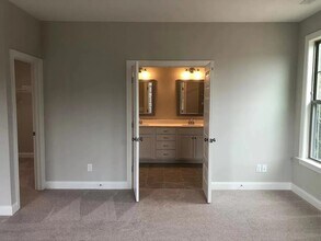 913 Dalton Ridge Pl in Apex, NC - Building Photo - Building Photo