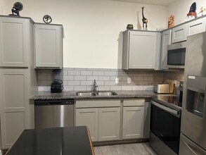 2273 W Echo Ln in Phoenix, AZ - Building Photo - Building Photo