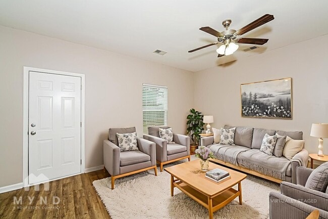 132 Patriot Point Dr in Montevallo, AL - Foto de edificio - Building Photo