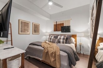 1212 Demonbreun St, Unit 1106 in Nashville, TN - Building Photo - Building Photo