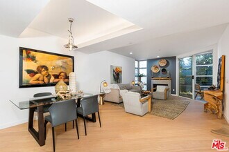 171 N Church Ln in Los Angeles, CA - Building Photo - Building Photo