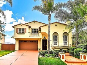 644 Corte Elegante in Camarillo, CA - Building Photo - Building Photo
