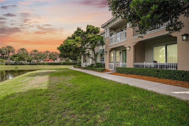 4025 Cascada Cir