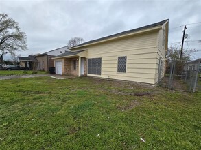 3811 Alberta St in Houston, TX - Building Photo - Building Photo