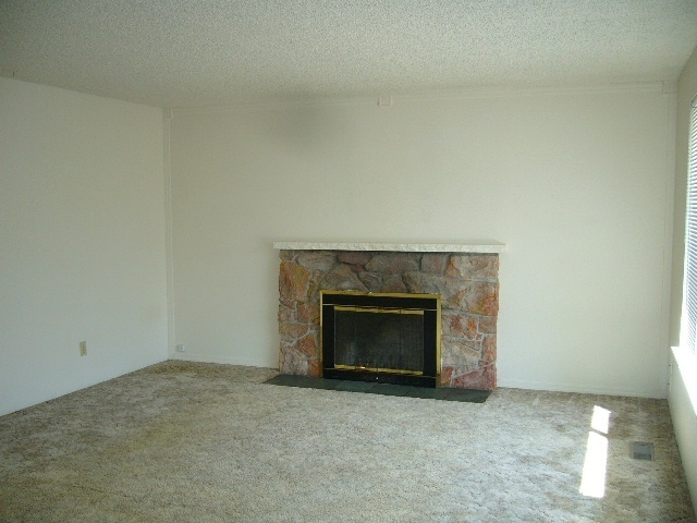 16018 54th Pl W in Edmonds, WA - Building Photo - Building Photo