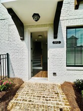512 Healy Dr in Cumming, GA - Building Photo - Building Photo