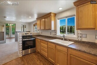 206 W Carr Ave in Cripple Creek, CO - Foto de edificio - Building Photo