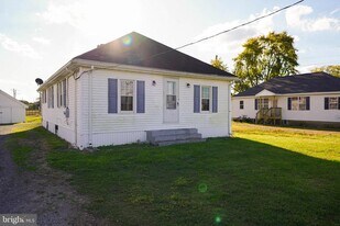 1430 Mt Hermon Rd in Salisbury, MD - Building Photo