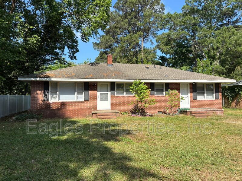 3163 US-117 in Goldsboro, NC - Building Photo