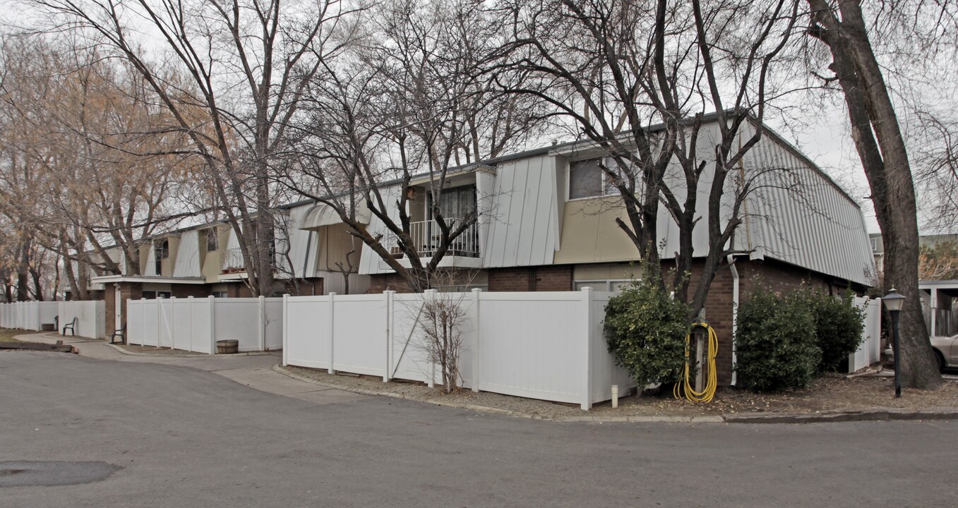 Hidden Grove Apartments in Salt Lake City, UT - Building Photo