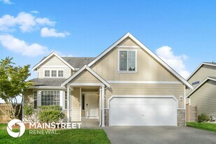 1301 Daffodil Ave NE in Orting, WA - Building Photo