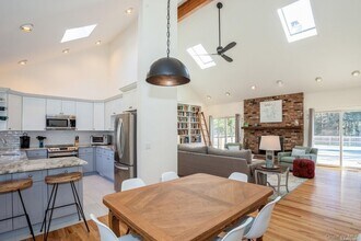 70 Jagger Ln in Westhampton, NY - Building Photo - Building Photo