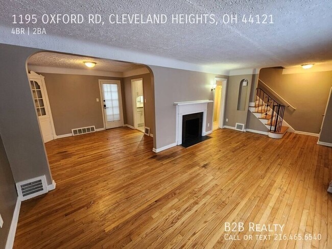 1195 Oxford Rd in Cleveland Heights, OH - Building Photo - Building Photo