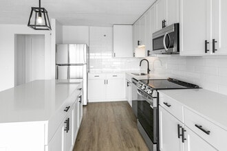 1770 1st St in Highland Park, IL - Building Photo - Building Photo