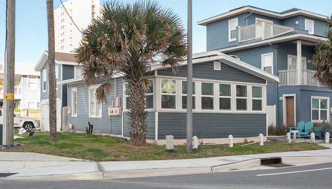 134 1st St S in Jacksonville Beach, FL - Building Photo - Building Photo